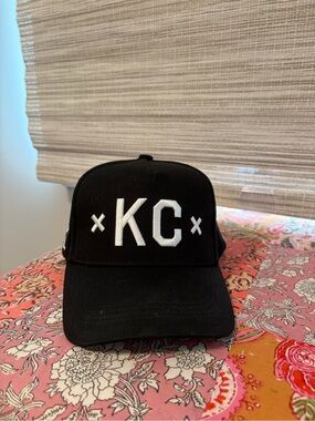 Black KC ‘City of Fountains’ Hat